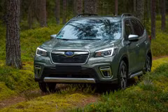Loạt xe SUV gầm cao giá 1 tỷ đồng đáng chú ý tại thị trường Việt Nam