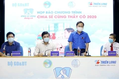 Bí thư Thường trực Trung ương Đoàn, Chủ tịch Trung ương Hội Liên hiệp Thanh niên Việt Nam Nguyễn Anh Tuấn trả lời các câu hỏi của phóng viên. (Ảnh: Văn Điệp/TTXVN)