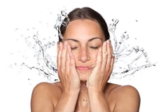 10 công thức tuyệt chiêu giúp da mịn màng, se khít lỗ chân lông