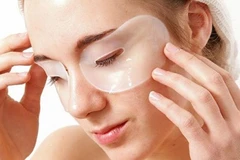 Đừng để những nếp nhăn và quầng thâm khiến đôi mắt mãi buồn