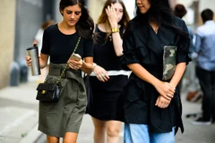 Phong cách luộm thuộm, hầm hố "đổ bộ" trên đường phố New York