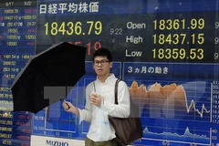 Bảng tỷ giá chứng khoán tại thủ đô Tokyo, Nhật Bản ngày 17/9. (Nguồn: AFP/TTXVN)