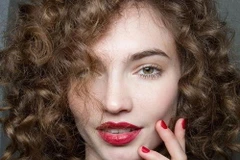 Trở thành “quý cô Milan” với 8 kiểu tóc trẻ trung và đầy nữ tính