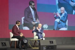 Chuyên gia, doanh nghiệp tham gia phiên tọa đàm tại diễn đàn. (Ảnh: Mỹ Phương/TTXVN)