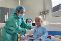 Sức khỏe bệnh nhi được ghép tủy đồng loại ổn định. (Ảnh: Mai Trang/TTXVN)