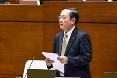 Bộ trưởng Bộ Khoa học và Công nghệ Huỳnh Thành Đạt giải trình, làm rõ một số vấn đề đại biểu Quốc hội nêu. (Ảnh: Doãn Tấn/TTXVN)