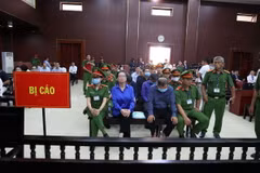 Quang cảnh phiên xét xử phúc thẩm vụ án Vạn Thịnh Phát. (Ảnh: Thanh Vũ/TTXVN)