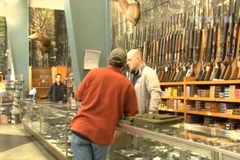 Một cửa hàng bán súng ở Mỹ.