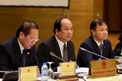 Bộ trưởng Chủ nhiệm Văn phòng Chính phủ Mai Tiến Dũng trong cuộc họp báo Chính phủ tối 3/4. (Ảnh: Minh Sơn/Vietnam+)