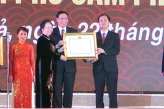 Thành phố Cẩm Phả đón nhận Huân chương Độc lập hạng Nhất