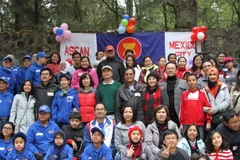 Việt Nam tham dự Ngày đại gia đình ASEAN 2015 tại Mexico 