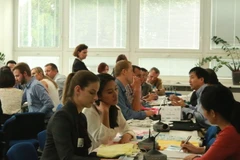 Các doanh nghiệp Hà Nội và Séc trao đổi trực tiếp về khả năng hợp tác. (Ảnh: Nguyễn Hồng Tâm/Vietnam+)