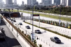 "Bệ phóng" vững chắc đưa TP.HCM tự tin bước vào Năm Mới 2015