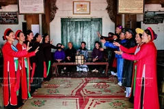 Sức sống hơn 700 năm của nghệ thuật hát trống quân thôn Bùi Xá