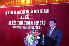Viện Hàn lâm KHXH và Bộ Tư lệnh Hải quân hợp tác bảo vệ chủ quyền