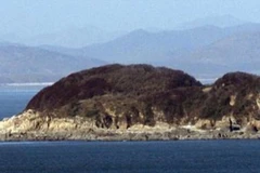 Triều Tiên xây dựng cơ sở quân sự trên đảo gần giới tuyến 