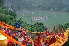 Lễ hội đền Trần Ninh Bình mang đậm bản sắc văn hóa dân tộc 