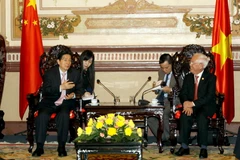 Lãnh đạo TP Hồ Chí Minh tiếp Bộ trưởng Bộ Công an Trung Quốc 