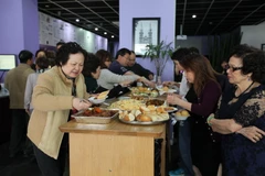 "Mái ấm Việt" tại Anh làm ấm lòng những người con xa xứ