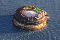 No Man’s Fort - Khách sạn độc đáo nhất thế giới giữa biển khơi