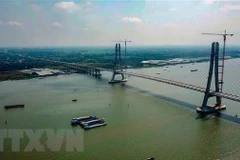 Cầu Vàm Cống bắc qua sông Hậu nối huyện Lấp Vò (Đồng Tháp) với quận Thốt Nốt (thành phố Cần Thơ). (Ảnh: TTXVN phát)