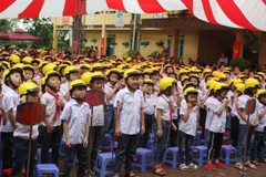 Tai nạn giao thông, mũ bảo hiểm trẻ em, mũ bảo hiểm, học sinh điều khiển xe máy, Quỹ AIP