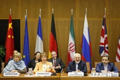 EU kéo dài quyết định nới lỏng biên pháp trừng phạt với Iran