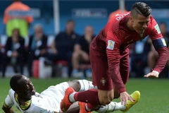 Cristiano Ronaldo ngậm ngùi nhìn tuyển Mỹ và Đức tiến bước