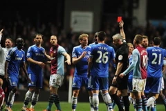 Kết quả: Chelsea thua sốc, Ronaldo đưa Real bay cao