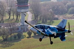 Pháp và Maroc hợp tác sản xuất máy bay hai chỗ ngồi 