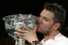 Stanislas Wawrinka tạo nên điều kỳ diệu khi hạ gục Nadal