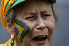 Tuyển Brazil không xứng đáng được nhận những giọt nước mắt