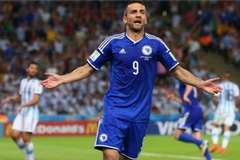 [Video] Bàn thắng đi vào lịch sử của Bosnia&Herzegovina