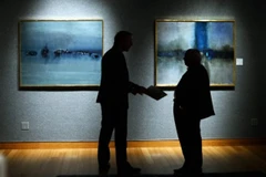 Ba bức họa của nghệ sỹ đương đại Ấn Độ bán được 3,7 triệu USD