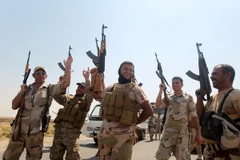 Quân đội Iraq nhận lệnh ngừng pháo kích IS ở khu đông dân cư 