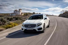 Mercedes-Benz bổ sung thêm 5 phiên bản sử dụng hệ thống FWD