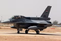 Máy bay chiến đấu F-16. (Ảnh minh họa. AFP/TTXVN)