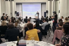 Quang cảnh chương trình giới thiệu du lịch Việt Nam tại Pháp. (Ảnh: Nguyễn Thu Hà/TTXVN)