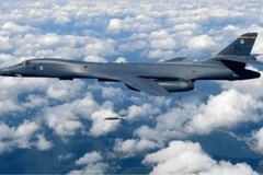 Máy bay ném bom B-1B Lancer. (Ảnh: NBC)