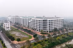 Nhu cầu nhà ở cho công nhân tại các khu công nghiệp là rất lớn, tuy nhiên vẫn chưa có nhiều dự án do chủ đầu tư khó tiếp cận nguồn vốn vay. (Ảnh: Tuấn Anh/TTXVN)