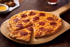 Yum Brands bán chuỗi Pizza Hut với giá khoảng 2,7 tỷ USD