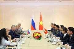 Chủ tịch Quốc hội Trần Thanh Mẫn tiếp đoàn Hội Hữu nghị Nga-Việt và Hội Cựu chiến binh Nga từng chiến đấu tại Việt Nam. (Ảnh: Thống Nhất/TTXVN)