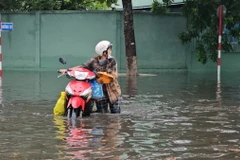 Bến Tre: Khu công nghiệp Giao Long ngập nặng sau mưa lớn