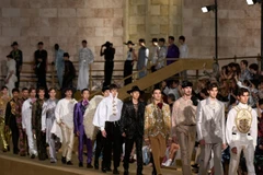 Di sản thủ công Sardinia tỏa sáng trong BST mới của Dolce & Gabbana