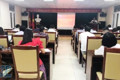 Các cán bộ, đảng viên ở các chi bộ, đảng bộ cơ sở dự khai giảng lớp bồi dưỡng do Đảng ủy Các cơ quan tỉnh tổ chức. (Ảnh: Cổng Thông tin điện tử tỉnh Bắc Giang)