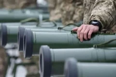 Nhiều nước tài trợ mua hàng trăm nghìn quả đạn pháo gửi đến Ukraine