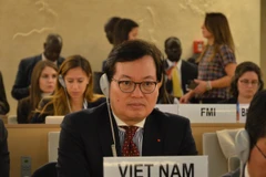 Đại sứ đặc mệnh toàn quyền Dương Chí Dũng, Trưởng Phái đoàn thường trực Việt Nam tại Liên hợp quốc tham dự Kỳ họp lần thứ 34 Hội đồng Nhân quyền của LHQ. (Ảnh: Hoàng Hoa /TTXVN)