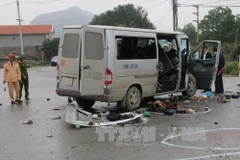 [Video] Tai nạn giao thông nghiêm trọng ở Hà Nam làm 3 người chết