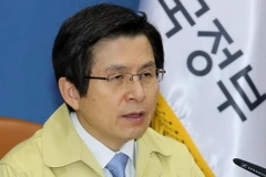 Quyền Tổng thống kiêm Thủ tướng Hàn Quốc Hwang Kyo-ahn. (Nguồn: EPA/TTXVN)