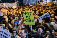 Người dân Mỹ biểu tình phản đối Tổng thống Trump. (Nguồn: EPA)